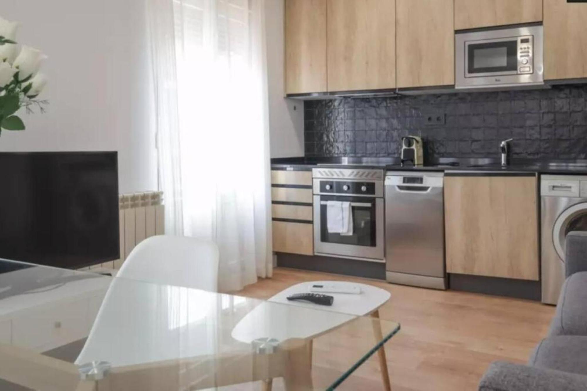 Apartamento Diseno Moderno Y Confort En Puerta Del Angel